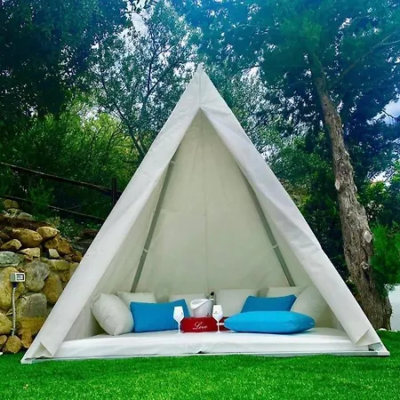 Sardinia Seaview&spapool فيلة