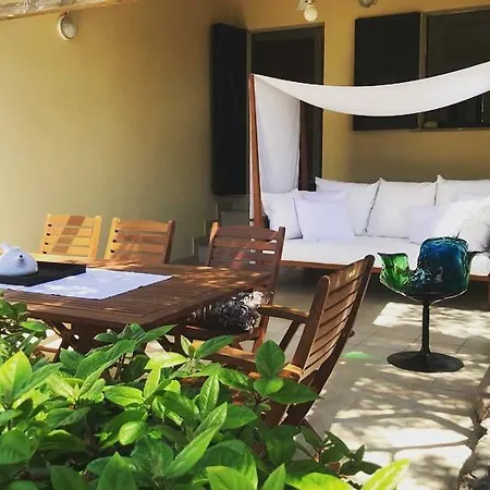 Sardinia Seaview&spapool فيلاّسيمِيوس