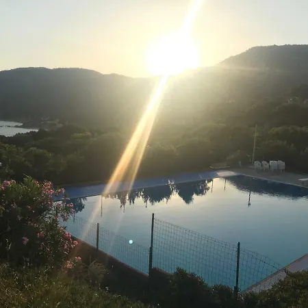 Sardinia Seaview&spapool Vila *