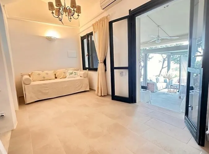 Sardinia Seaview&spapool Villa *